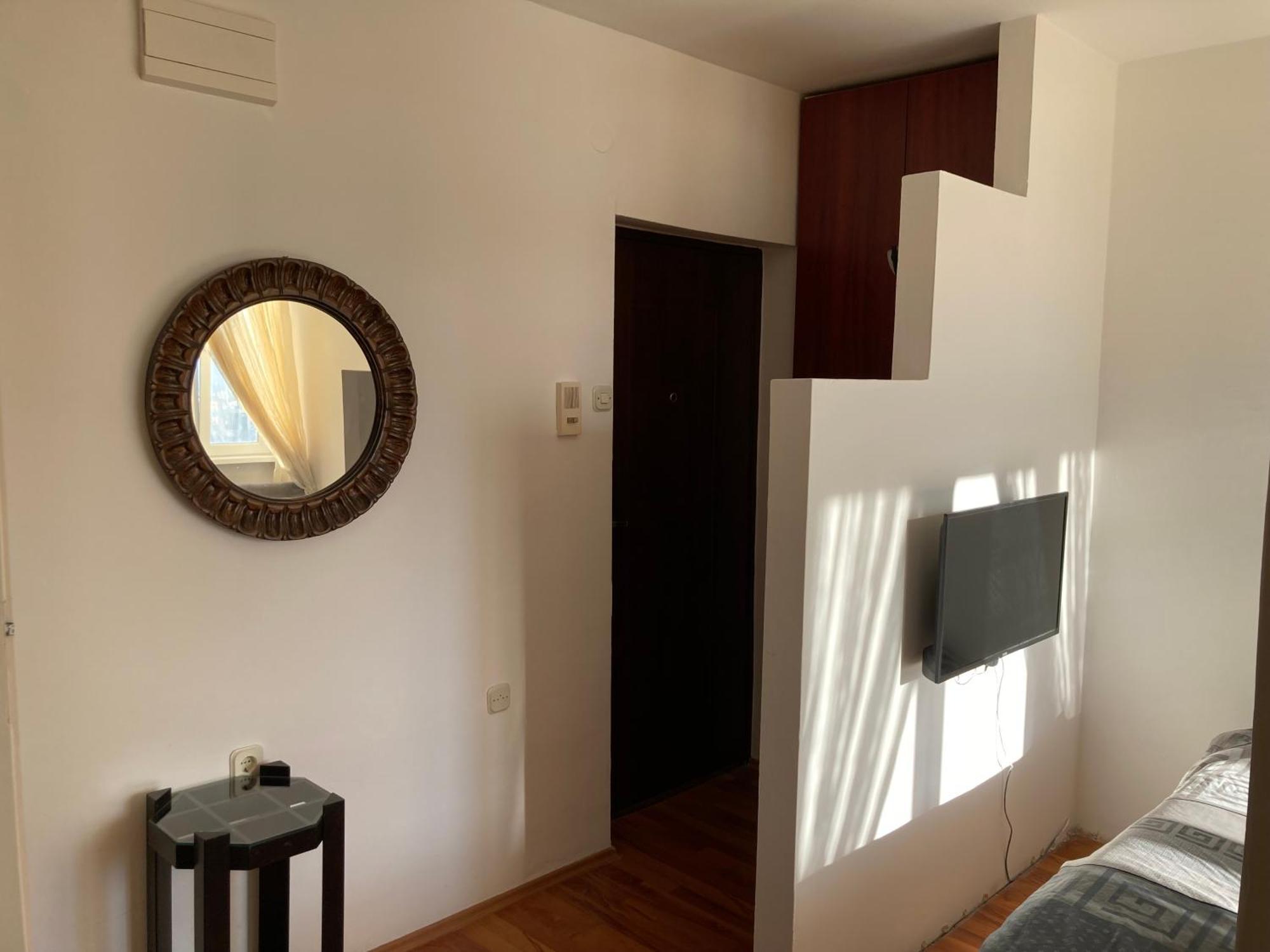 Piazza Liberta Apartment Skopje Buitenkant foto